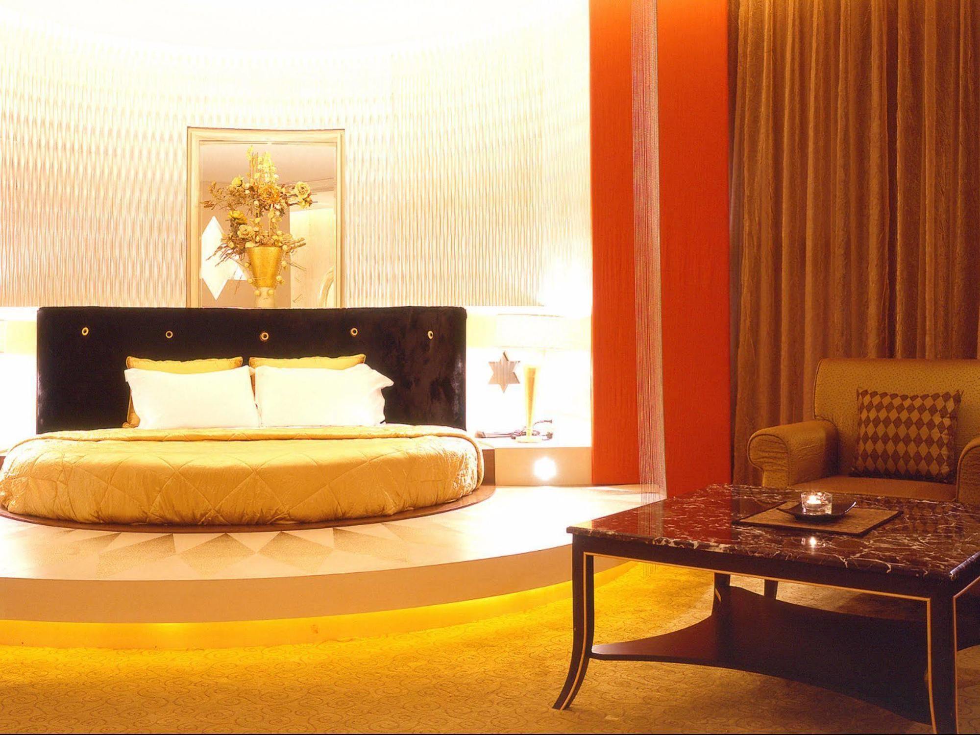 Dongfeng Motel Kujsan Kültér fotó